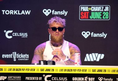 Jake Paul, Jake Paul 'a karşı Julio Cesar Chavez Jr. Basın Konferansı 14 Mayıs 2025' te Hollywood, ABD 'de Avalon' da düzenlendi..