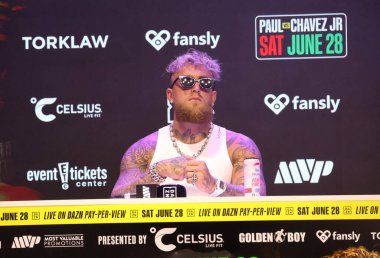 Jake Paul, Jake Paul 'a karşı Julio Cesar Chavez Jr. Basın Konferansı 14 Mayıs 2025' te Hollywood, ABD 'de Avalon' da düzenlendi..