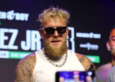 Jake Paul, Jake Paul 'a karşı Julio Cesar Chavez Jr. Basın Konferansı 14 Mayıs 2025' te Hollywood, ABD 'de Avalon' da düzenlendi..
