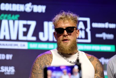 Jake Paul, Jake Paul 'a karşı Julio Cesar Chavez Jr. Basın Konferansı 14 Mayıs 2025' te Hollywood, ABD 'de Avalon' da düzenlendi..