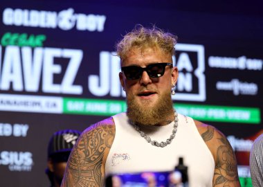 Jake Paul, Jake Paul 'a karşı Julio Cesar Chavez Jr. Basın Konferansı 14 Mayıs 2025' te Hollywood, ABD 'de Avalon' da düzenlendi..