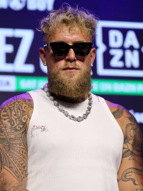 Jake Paul, Jake Paul 'a karşı Julio Cesar Chavez Jr. Basın Konferansı 14 Mayıs 2025' te Hollywood, ABD 'de Avalon' da düzenlendi..