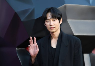 30 Mayıs 2025 'te ABD' nin Hollywood kentindeki Mısır Tiyatrosu 'nda düzenlenen Netflix' in 'Kalamar Oyunu 2' ATAS etkinliğinde Park Sung Hoon.