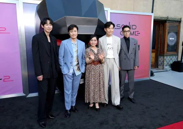Park Sung Hoon, Lee Byung-hun, Kang Ae-shim, Lee Jung-jae ve Choi Seung-hyun Netflix 'in' Kalamar Oyunu 2 'ATAS etkinliği 30 Mayıs 2025 tarihinde Hollywood, ABD' deki Mısır Tiyatrosu 'nda gerçekleşti..
