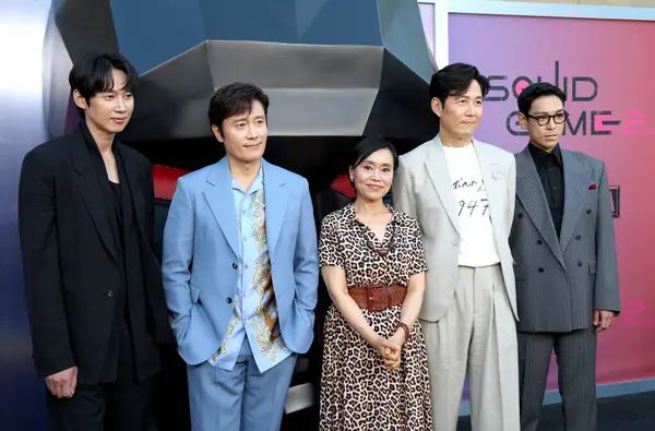 Park Sung Hoon, Lee Byung-hun, Kang Ae-shim, Lee Jung-jae ve Choi Seung-hyun Netflix 'in' Kalamar Oyunu 2 'ATAS etkinliği 30 Mayıs 2025 tarihinde Hollywood, ABD' deki Mısır Tiyatrosu 'nda gerçekleşti..