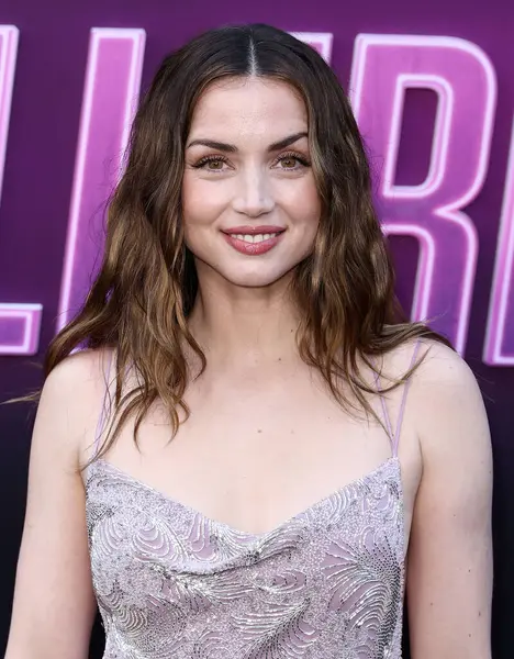 Ana de Armas, 3 Haziran 2025 'te Hollywood' daki TCL Çin Tiyatrosu 'nda düzenlenen' Balerin 'filminin dünya prömiyerinde..