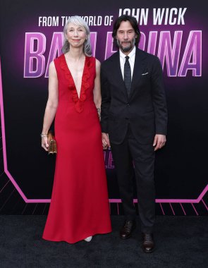 Alexandra Grant ve Keanu Reeves, 3 Haziran 2025 'te ABD' nin Hollywood kentindeki TCL Çin Tiyatrosu 'nda düzenlenen' Ballerina 'nın dünya prömiyerinde.