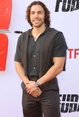 Joseph Baena, Netflix 'in' Fubar 'ikinci sezon galasında 11 Haziran 2025' te Hollywood, ABD 'deki Tudum Tiyatrosu' nda düzenlendi..