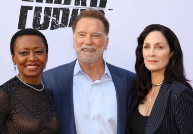Barbara Eve Harris, Arnold Schwarzenegger ve Carrie-Anne Moss Netflix 'in' Fubar 'ikinci sezon galasında 11 Haziran 2025' te Hollywood, ABD 'deki Tudum Tiyatrosu' nda gerçekleştirildi..
