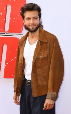 Guy Burnet, Netflix 'in' Fubar 'ikinci sezon galasında 11 Haziran 2025' te Hollywood, ABD 'deki Tudum Tiyatrosu' nda düzenlendi..