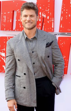 Travis Van Winkle, Netflix 'in' Fubar 'ikinci sezon galasında 11 Haziran 2025' te Hollywood, ABD 'deki Tudum Tiyatrosu' nda düzenlendi..