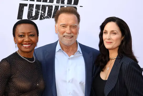 Barbara Eve Harris, Arnold Schwarzenegger ve Carrie-Anne Moss Netflix 'in' Fubar 'ikinci sezon galasında 11 Haziran 2025' te Hollywood, ABD 'deki Tudum Tiyatrosu' nda gerçekleştirildi..