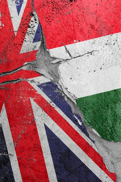 Иллюстрация Трещин Между Флагами Великобритании Венгрии Концепция Глобального Кризиса Политических — стоковое фото