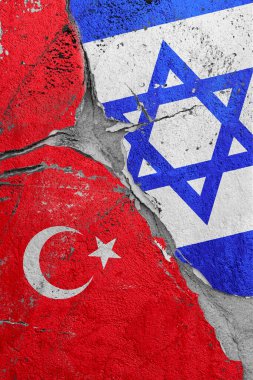 Türkiye ve Irzrael bayrakları arasındaki çatlağın, siyasi ve ekonomik ilişkilerdeki küresel kriz kavramının yansıması