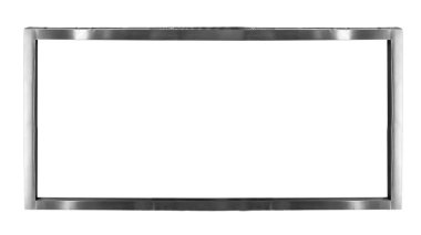 Fotoğraf afişinde paslanmaz çelik çerçeve var. Tasarım temiz ve çağdaş, geniş, siyah kenarı ve merkezi beyaz olan dikdörtgen bir afiş alanı var.