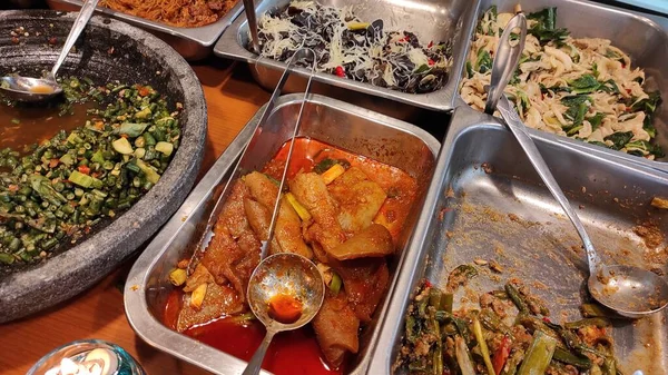 Jedzenie Formie Bufetu Autentyczna Typowa Kuchnia Sundajska Cikancung Indonezja — Zdjęcie stockowe