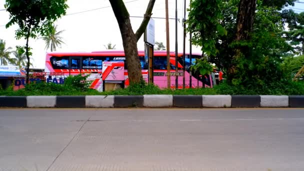 Parakanmuncang Westjava Indonesien April 2023 Transport Footage Video Des Autoverkehrs — Stockvideo