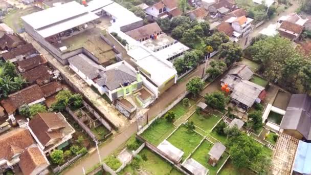空中的影像 印度尼西亚万隆地区村庄住宅区的空中景观图 — 图库视频影像