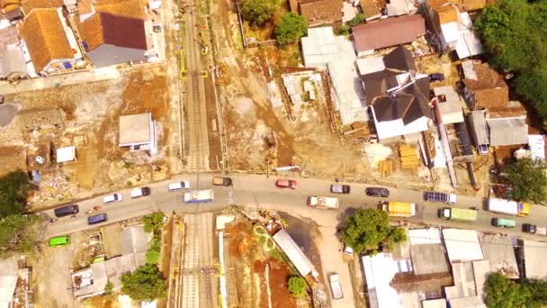 Transportation Footage Established Aerial View Railway Crossing Gate Buildings Crowded — Stock Video