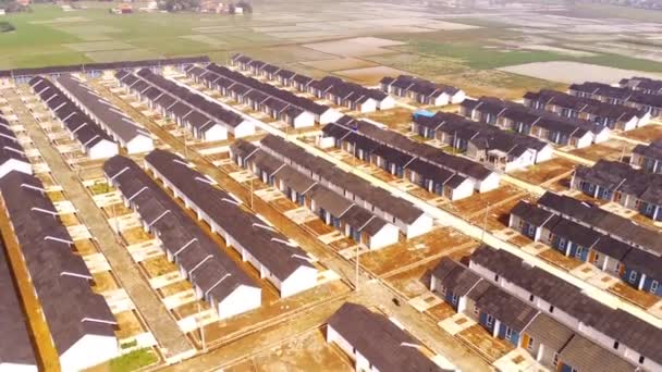 Légi Felvétel Kormány Által Épített Házakról Ház Szépen Szervezett Közintézmények — Stock videók