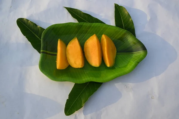 Mango Dilimi Mango Aynı Zamanda Meyvelerin Kralı Olarak Bilinir Meyve — Stok fotoğraf