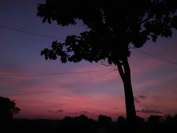Sonnenuntergang Himmel Flackern Und Natur Hintergrund Schöne Naturlandschaft Dramatische Orangefarbene — Stockfoto
