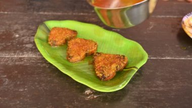 Lezzetli Hint balığı körisi. Geleneksel Asya balık köri yemeği. Hint mutfağı Bengali Balık Körisi. Asya yemeği ve yemeği. Tüm Hindistan 'da seviliyor. Hint yemeği.. 