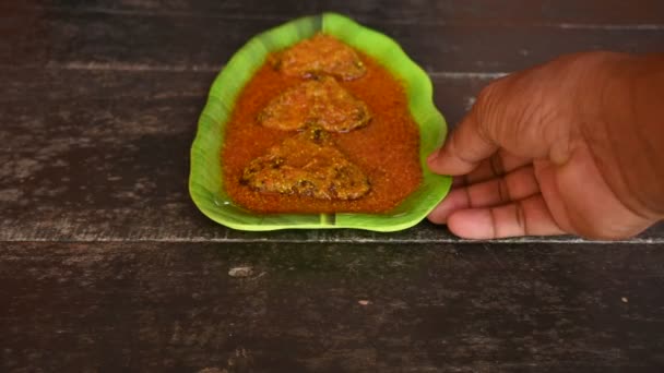 Νόστιμο Ινδικό Κάρι Παραδοσιακό Ασιατικό Πιάτο Κάρυ Ινδική Κουζίνα Bengali — Αρχείο Βίντεο