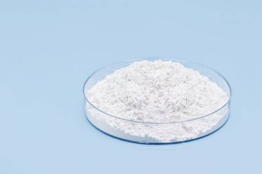 POLYMER POWDER yüksek moleküler ağırlığa sahip bir polielektrolittir, yüksek verimlilik su tedavisinde ve çeşitli endüstriyel süreçlerde çok yönlülük sunar..