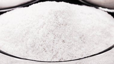 Polivinil klorür reçinesi, pvc reçinesi, genel sanayide kullanılan plastikleştirilmiş PVC, plastik tozu, makro fotoğraf.