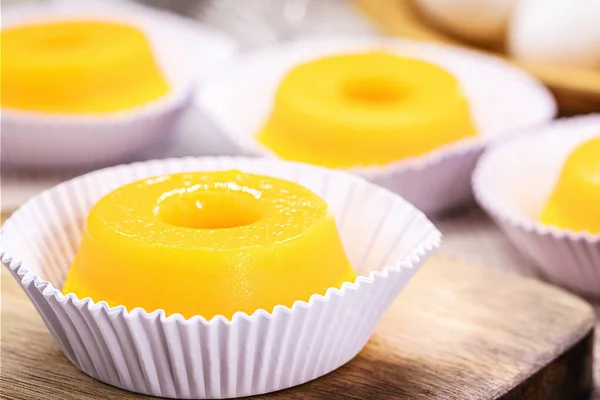 Quindim Brisa Lis Tasty Dessert Made Eggs Background Typical Recipe — Zdjęcie stockowe