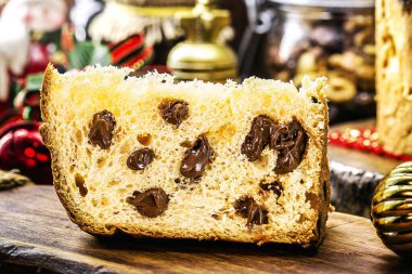 Bir dilim panettone, mantarlı ev yapımı ekmek. Brezilya ve İtalya 'da Noel için geleneksel..