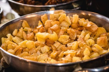 Kızarmış kasava, Brezilya kasvavası ardından açık büfe ve sosyal etkinlikler, Brezilya mezeleri, Corcante kızarmış kasavası.