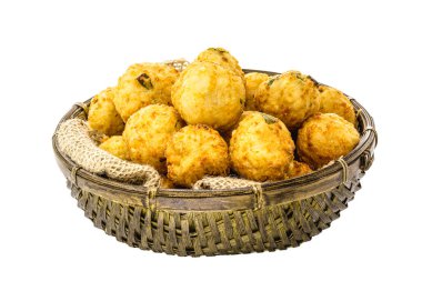 Morina balığı kekleri, morina balığı kekleri, balık etli börekler, Brezilya morina çörekleri, tipik Paskalya, izole edilmiş kopyalama alanı.