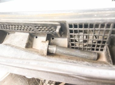 Nissan arabasının şasi numarasının konumu