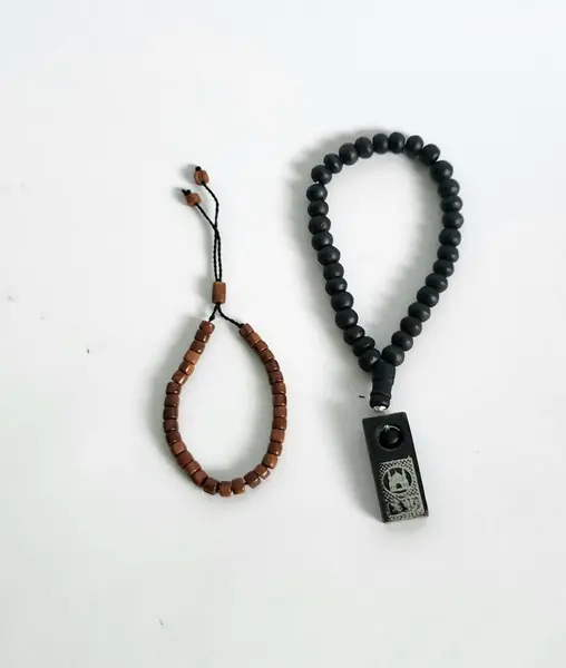 Namazdan sonra dhikr için 33 boncuk, Ramazan için uygun.