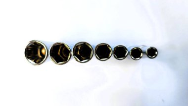 Otomotiv mekaniği için çeşitli türde tornavida ve cıvata açacakları