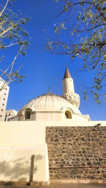 Kudüs şehrindeki eski kilisenin güzel manzarası