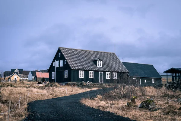 Reykjavik Islanda Marzo 2023 Una Tradizionale Casa Ghiacciata Legno Nero — Foto Stock