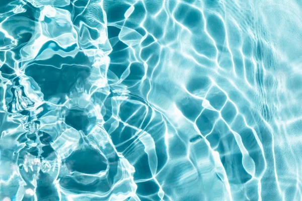 Dalgalar Açık Mavi Sularda Kozmetik Desenli Arka Plan Sıçraması Kabarcıklar — Stok fotoğraf