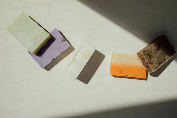 Handgemachte Seife Aus Natürlichen Zutaten Verschiedenen Kräutern Konzept Der Nachhaltigen — Stockfoto