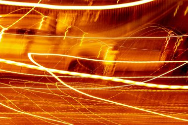 Şehirde gece ışığı ve ışığı olan soyut bir görüntü 