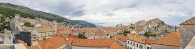 Editorial: DUBROVNIK, DALMATIA, CROATIA, SEPTEMBER 25, 2022 - Panorama over the old town of Dubrovnik of Dubrovnik seen from the city walls