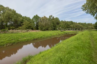 Westerlo civarındaki Grote Nete Köprüsü.