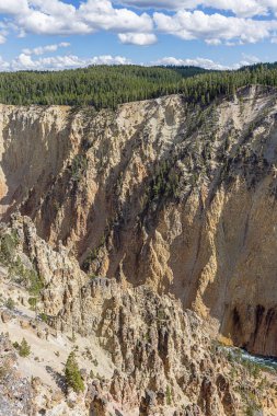 Yellowstone Ulusal Parkı 'ndaki Büyük Kanyon' a bakın.
