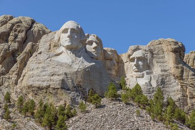 Güney Dakota, Keystone yakınlarında bulunan dört başkanla Rushmore Dağı 'nın genel manzarası