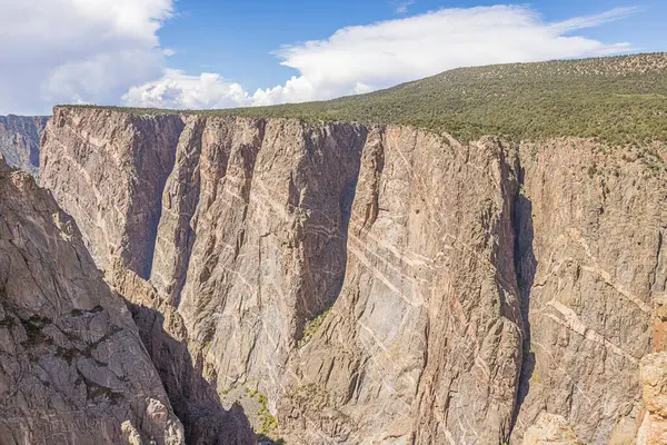 The north rim of the Black Canyon of the Gunnison till Painted Wall seen from Chasm View on the north rim