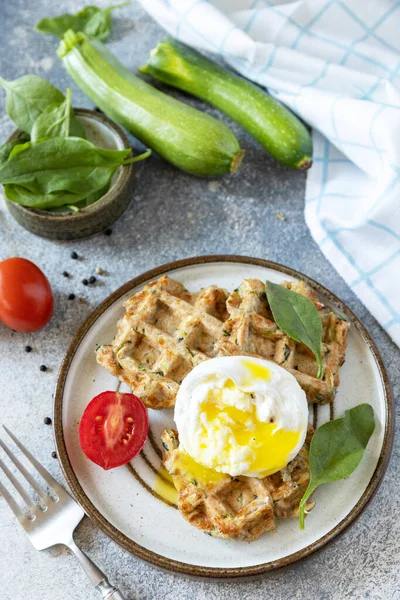 Concept Dietary Healthy Breakfast Spinach Zucchini Vegan Waffles Poached Egg — Stock Photo, Image