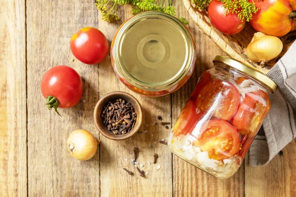 Alimentation Fermentée Maison Saine Tomates Marinées Salées Oignons Conserve Dans — Photo