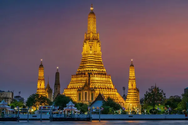 Wat Arun Stupa Czyli Świątynia Świtu Znaczący Punkt Orientacyjny Bangkoku Obraz Stockowy